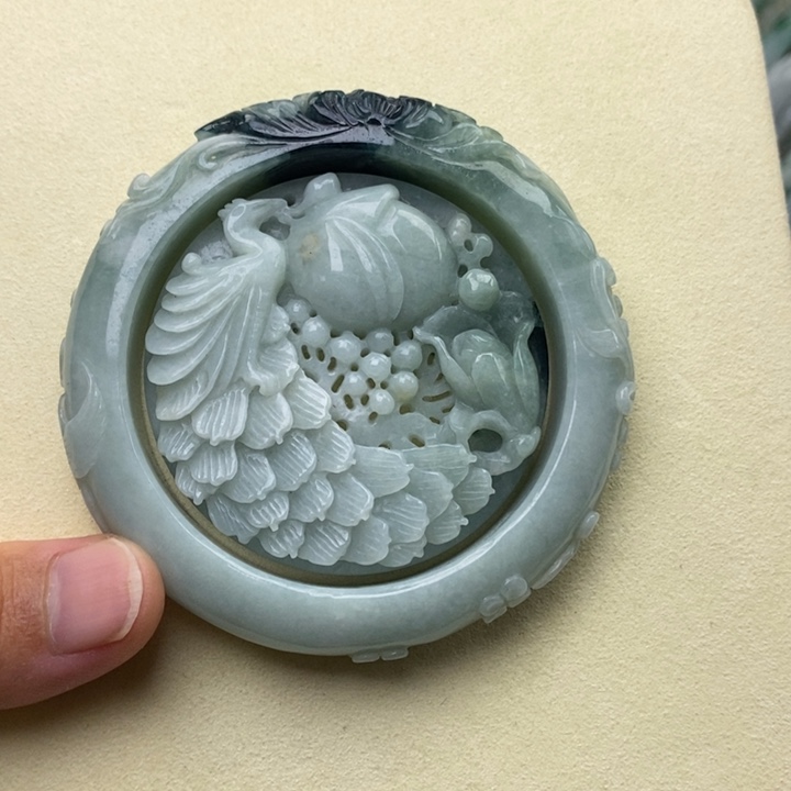 翡翠未镶嵌手镯57.3圈有纹特价退换