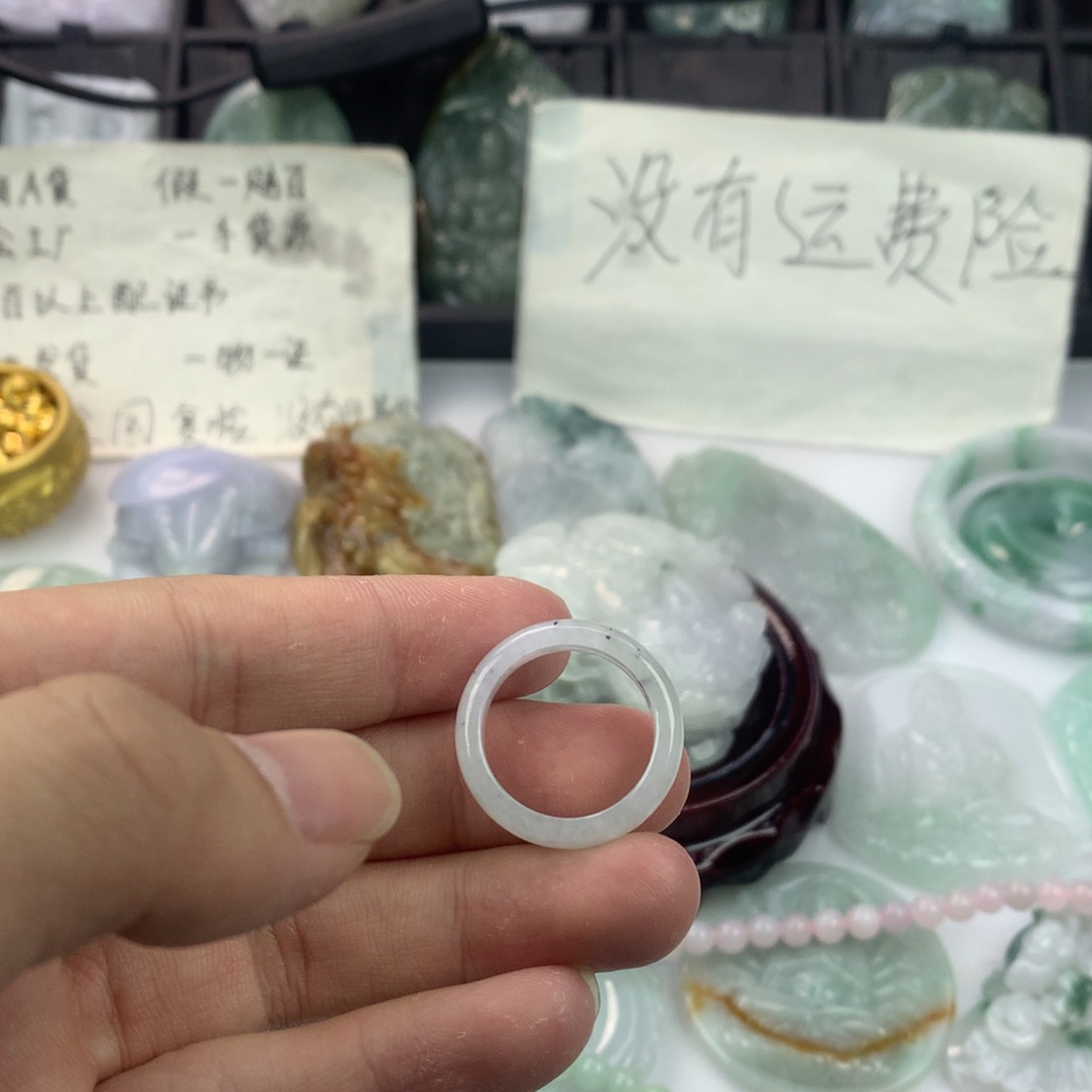 翡翠颈饰未镶嵌一