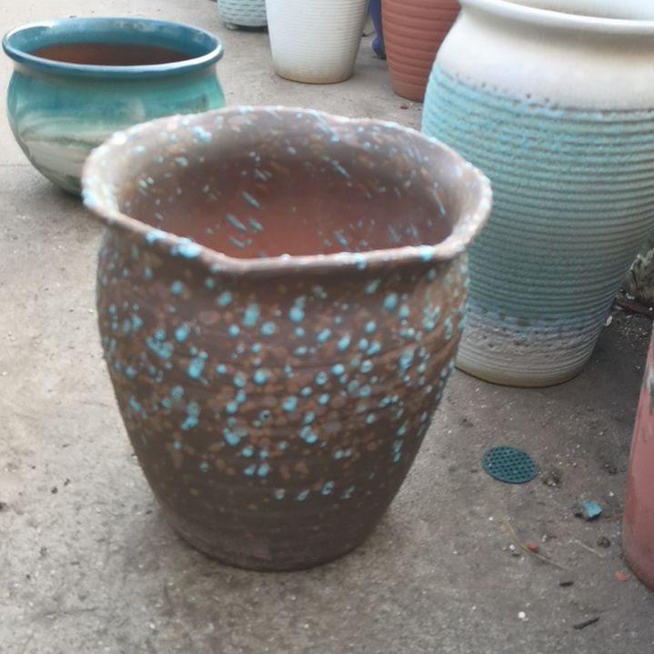 红陶口25高25瑕疵