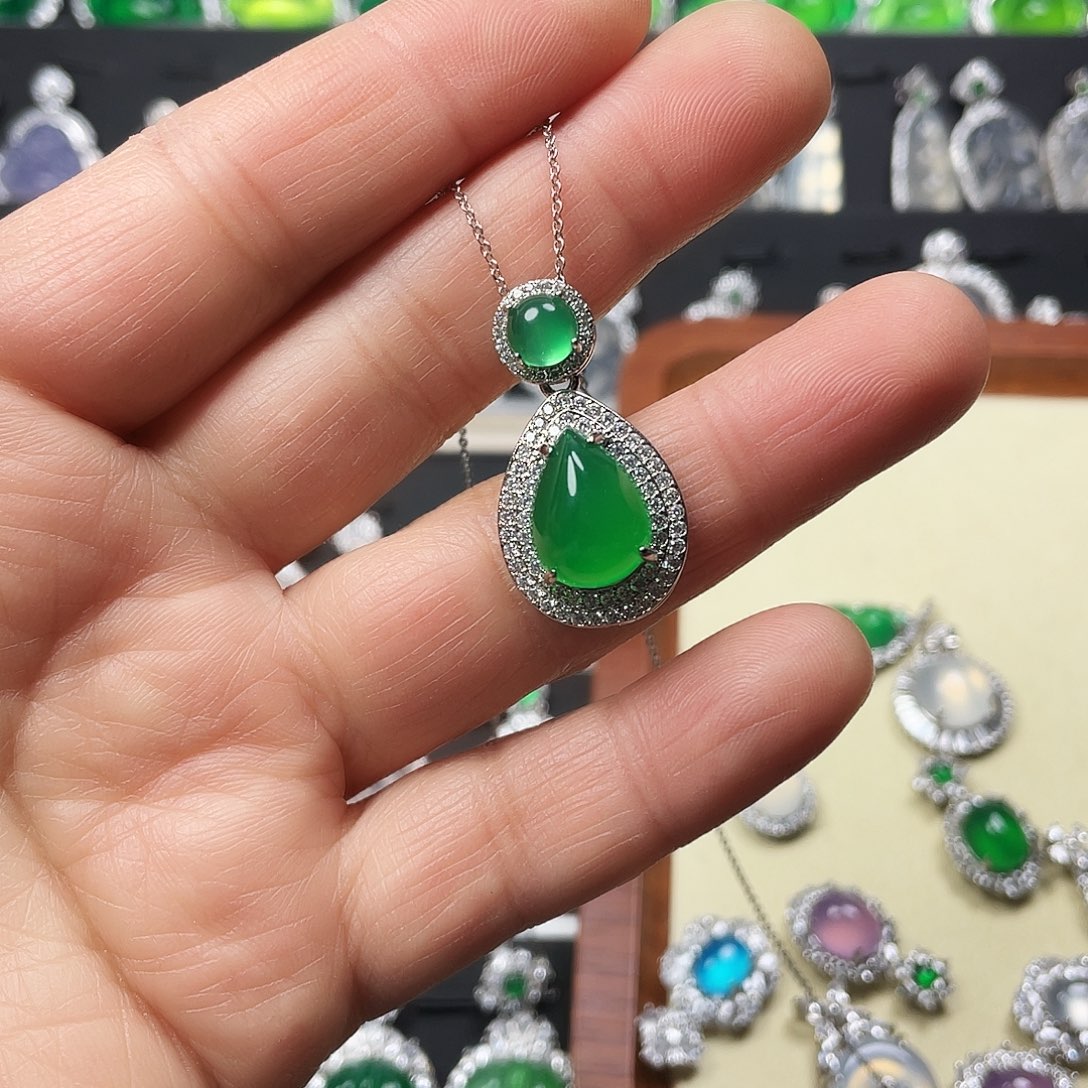 玛瑙/玉髓颈饰合金