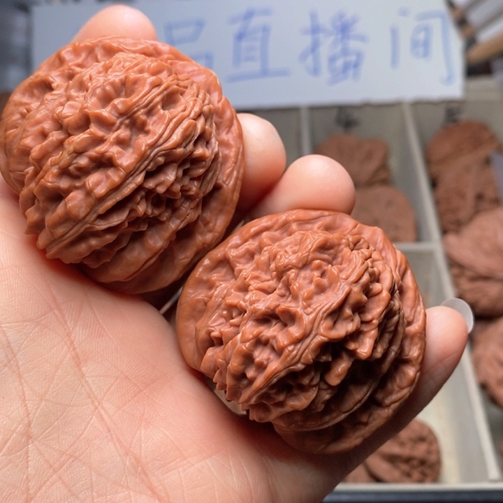 文玩核桃吊坠四座楼