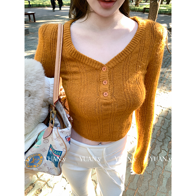 媛媛【视角妲己】打底衫女内搭秋冬新款v领针织衫毛衣上衣#M0593