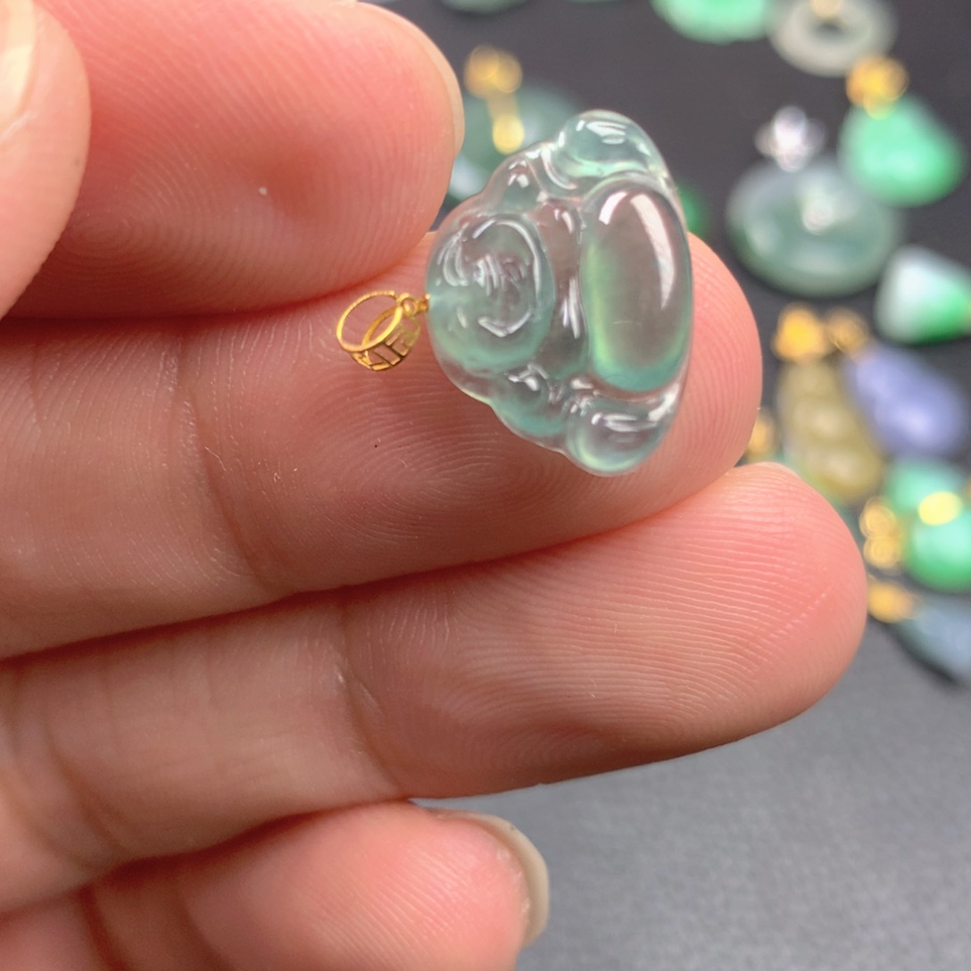 【闪购商品】颈饰18K金镶嵌翡翠翡翠