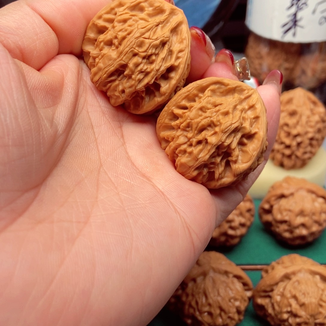 文玩核桃吊坠铭**心文山三菱38