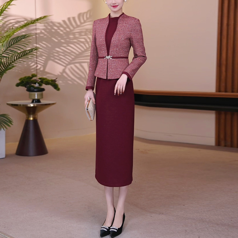 冬季羊毛裙酒红色连衣裙显瘦轻奢优雅气质修身日常一步裙1852-B