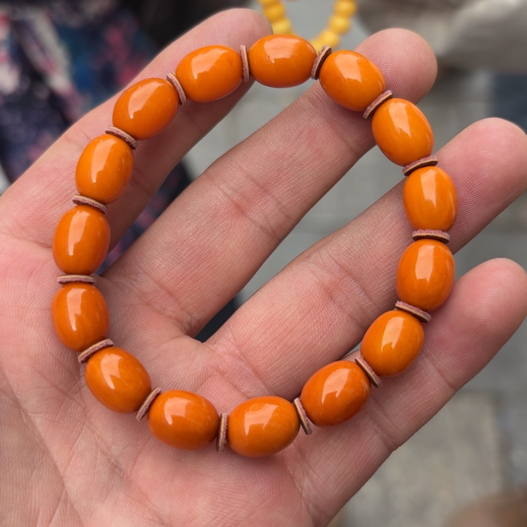 蜜蜡手链未镶嵌好看的喜欢带回家