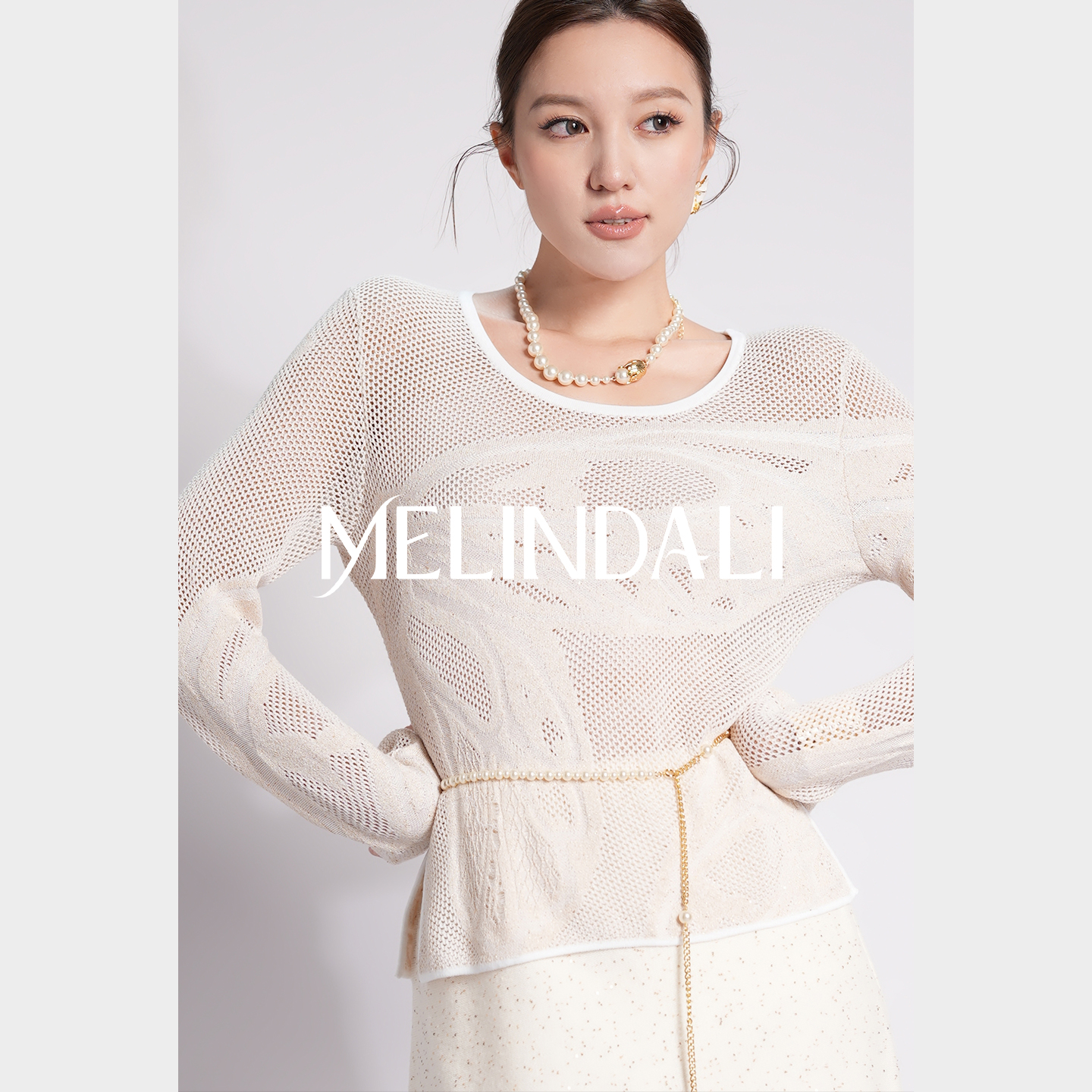 Melinda Li【白玉蝶】珠片金丝蝴蝶提花人丝吊带针织上衣半裙套