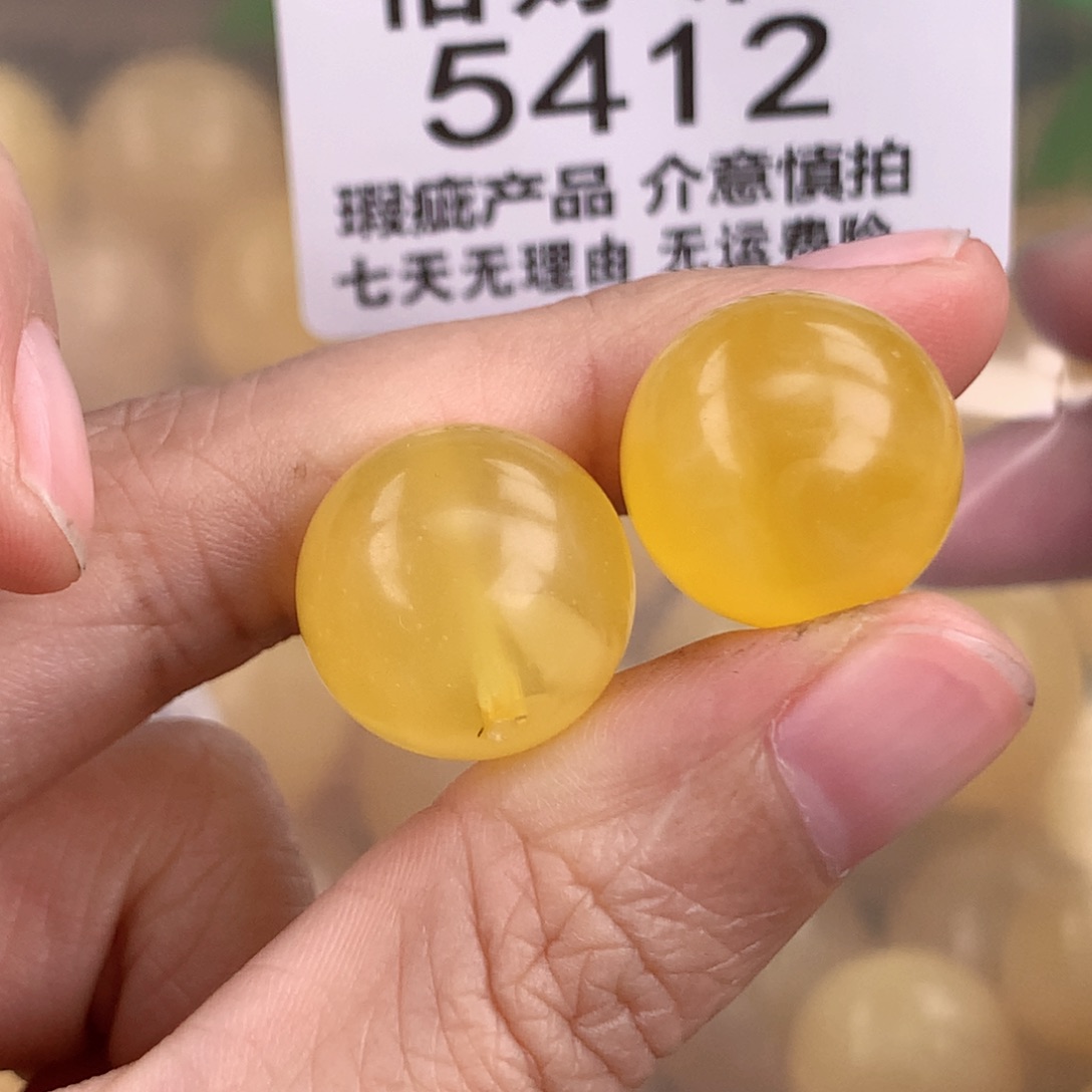 蜜蜡未镶嵌珠宝奇石16