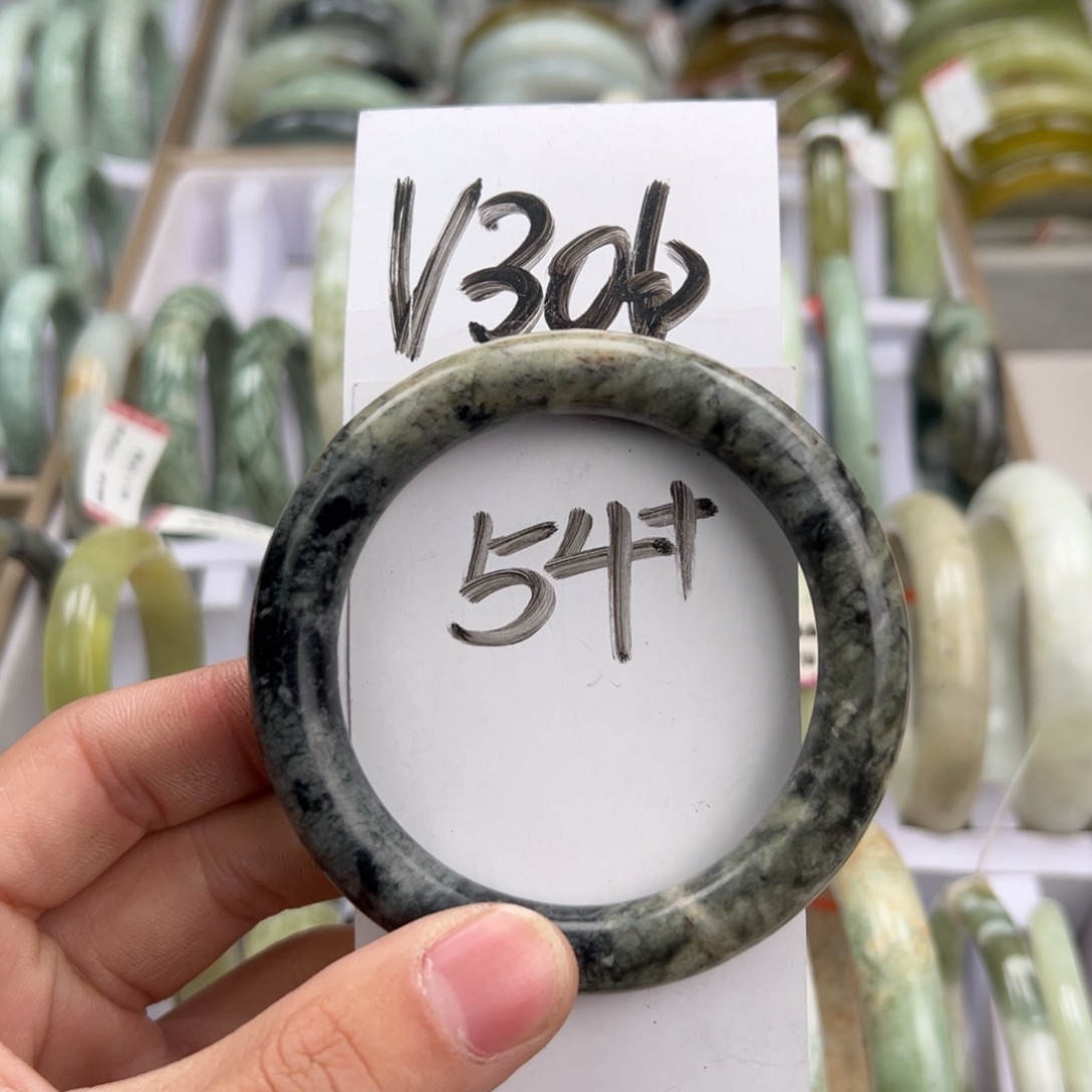 岫玉手镯未镶嵌天然岫玉微瑕