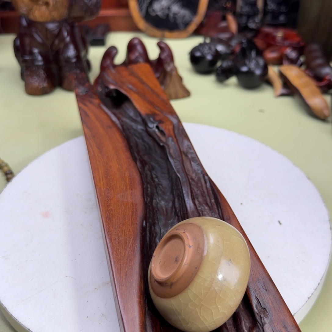 大果紫檀（缅甸花梨）九**香