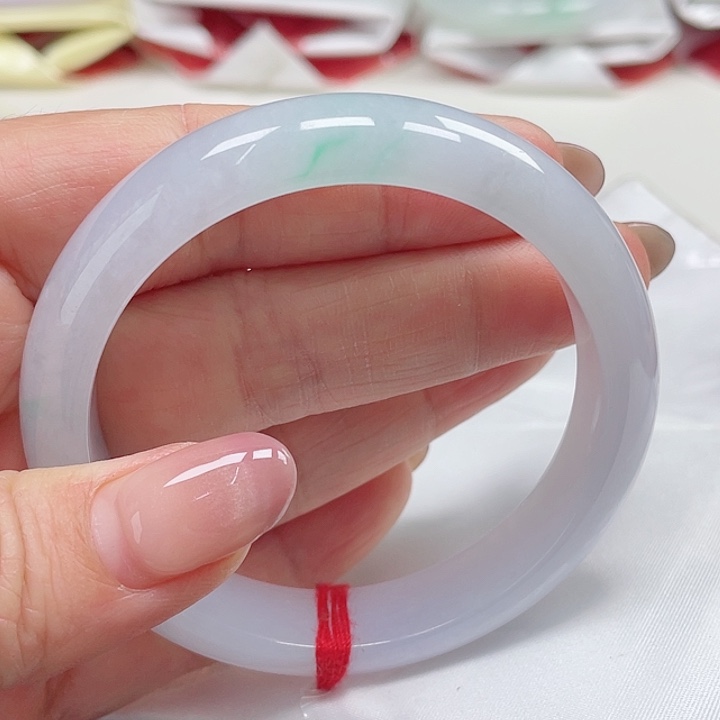 翡翠手镯未镶嵌缅甸翡翠