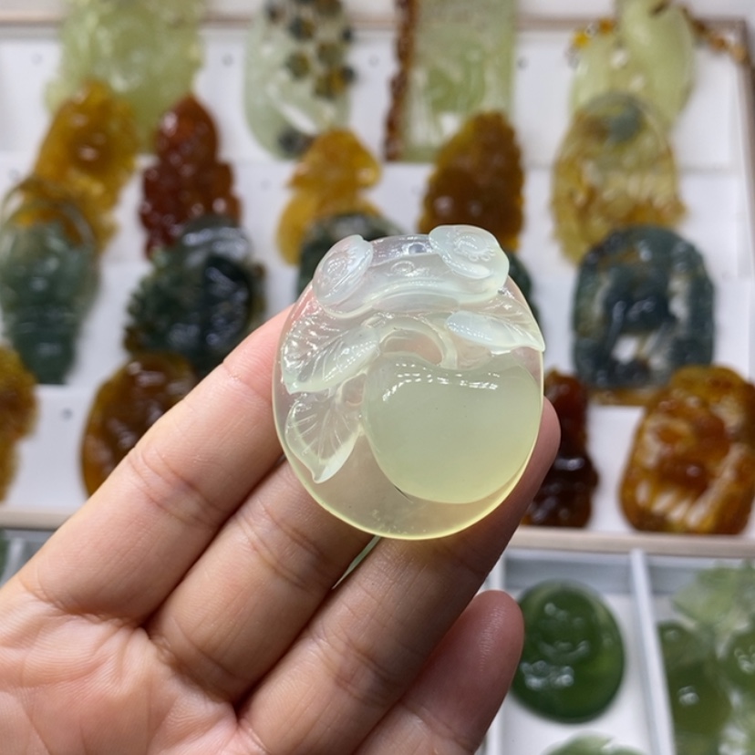 【闪购商品】未镶嵌蛇纹石玉颈饰