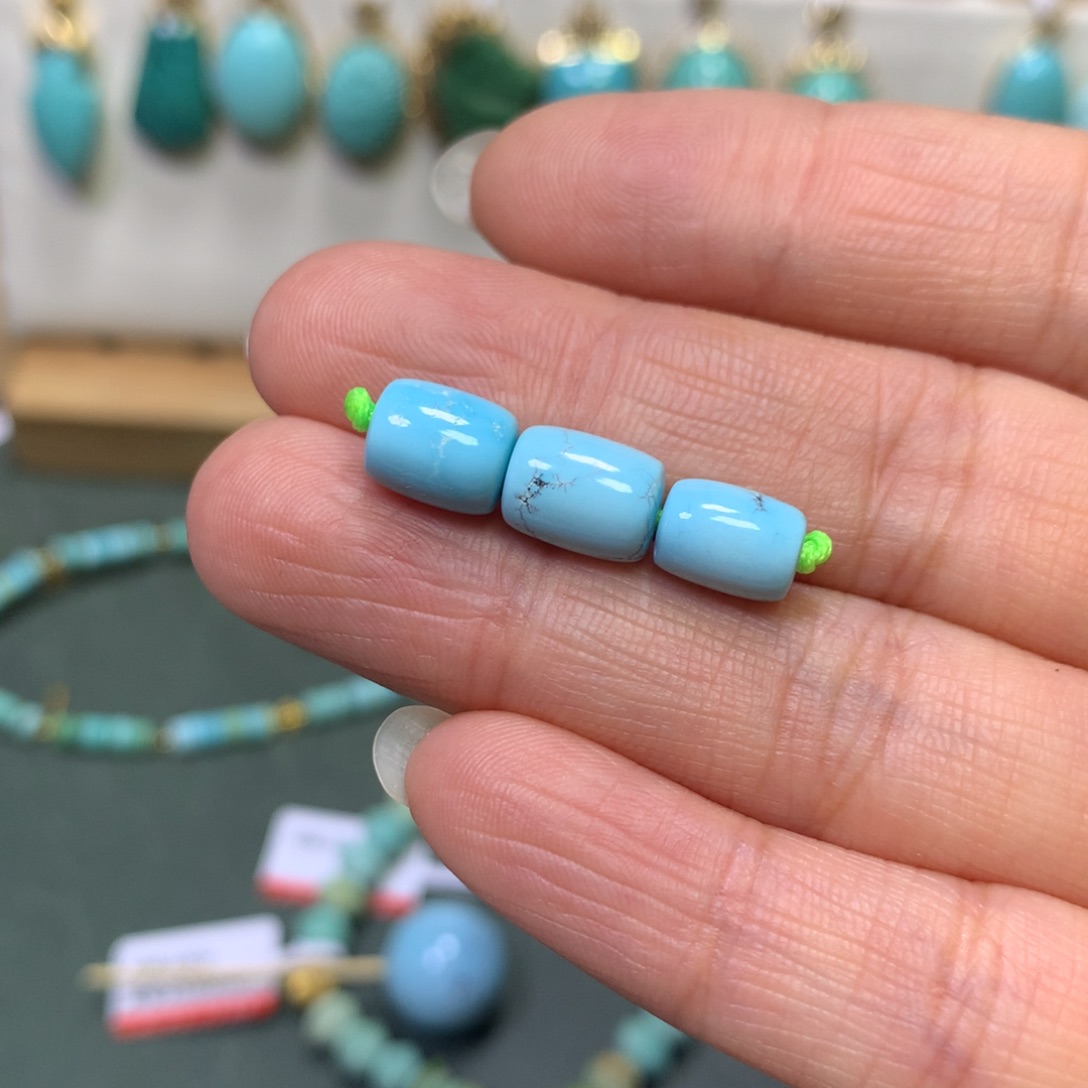 绿松石配饰未镶嵌