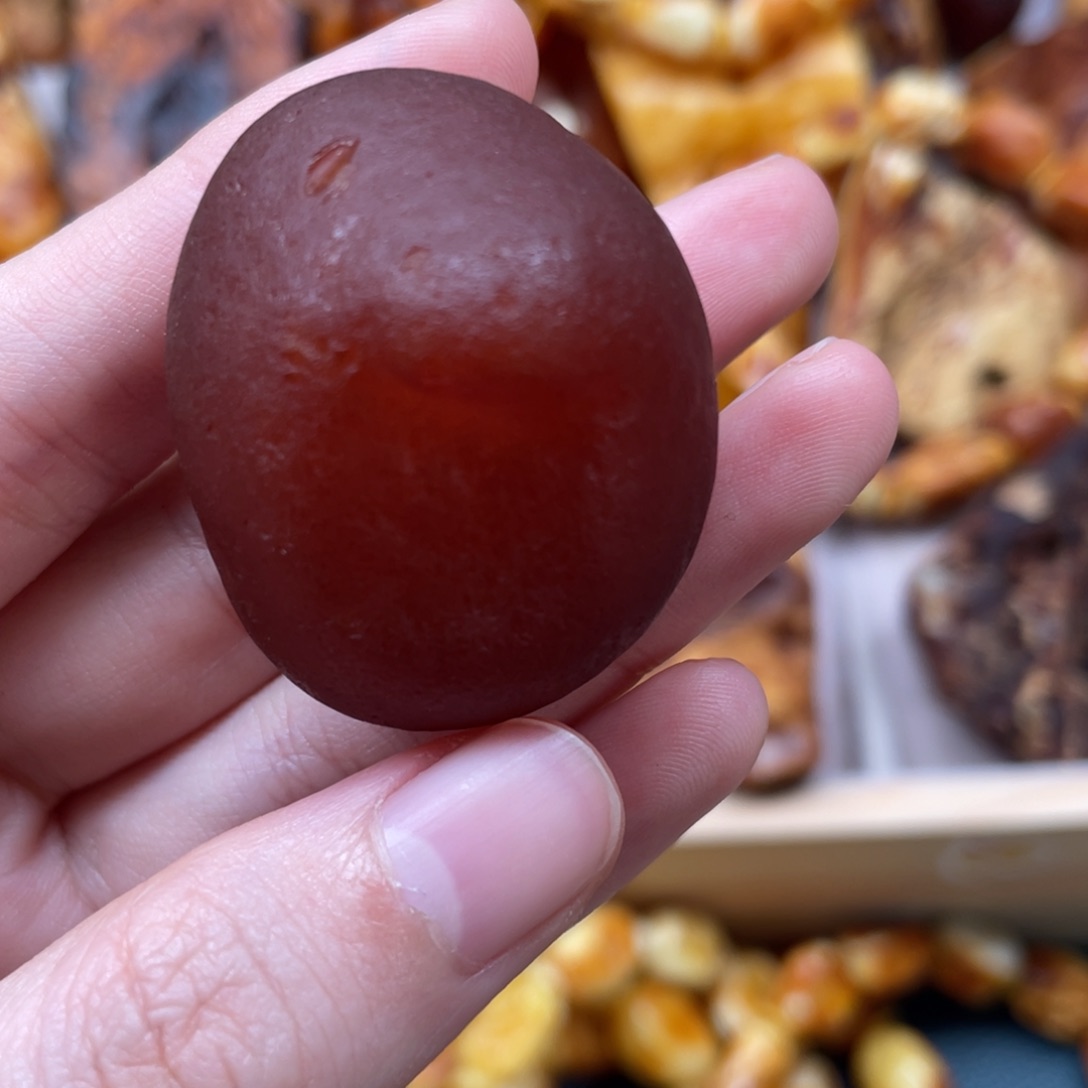 琥珀珠宝奇石未镶嵌