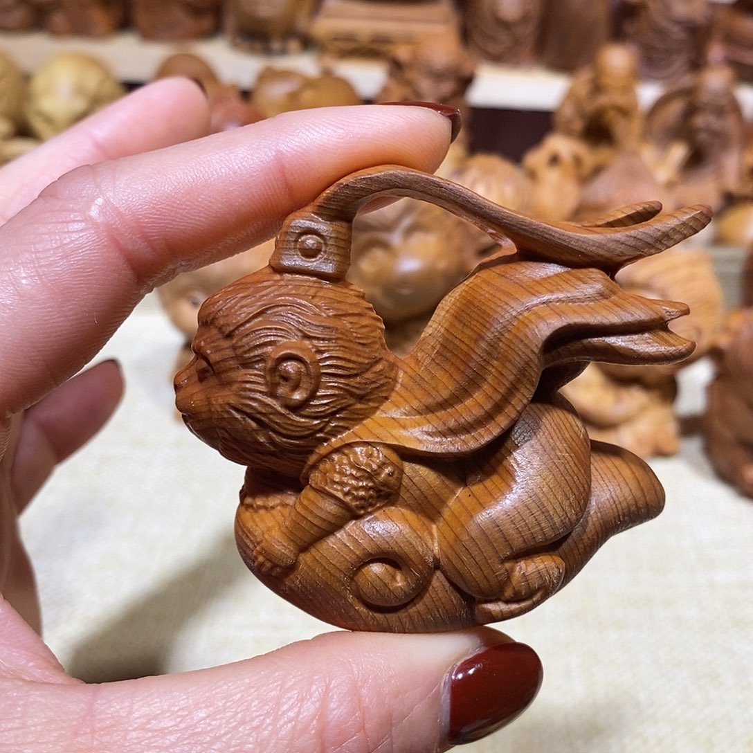 木曾**爱崖柏手把件，悟空