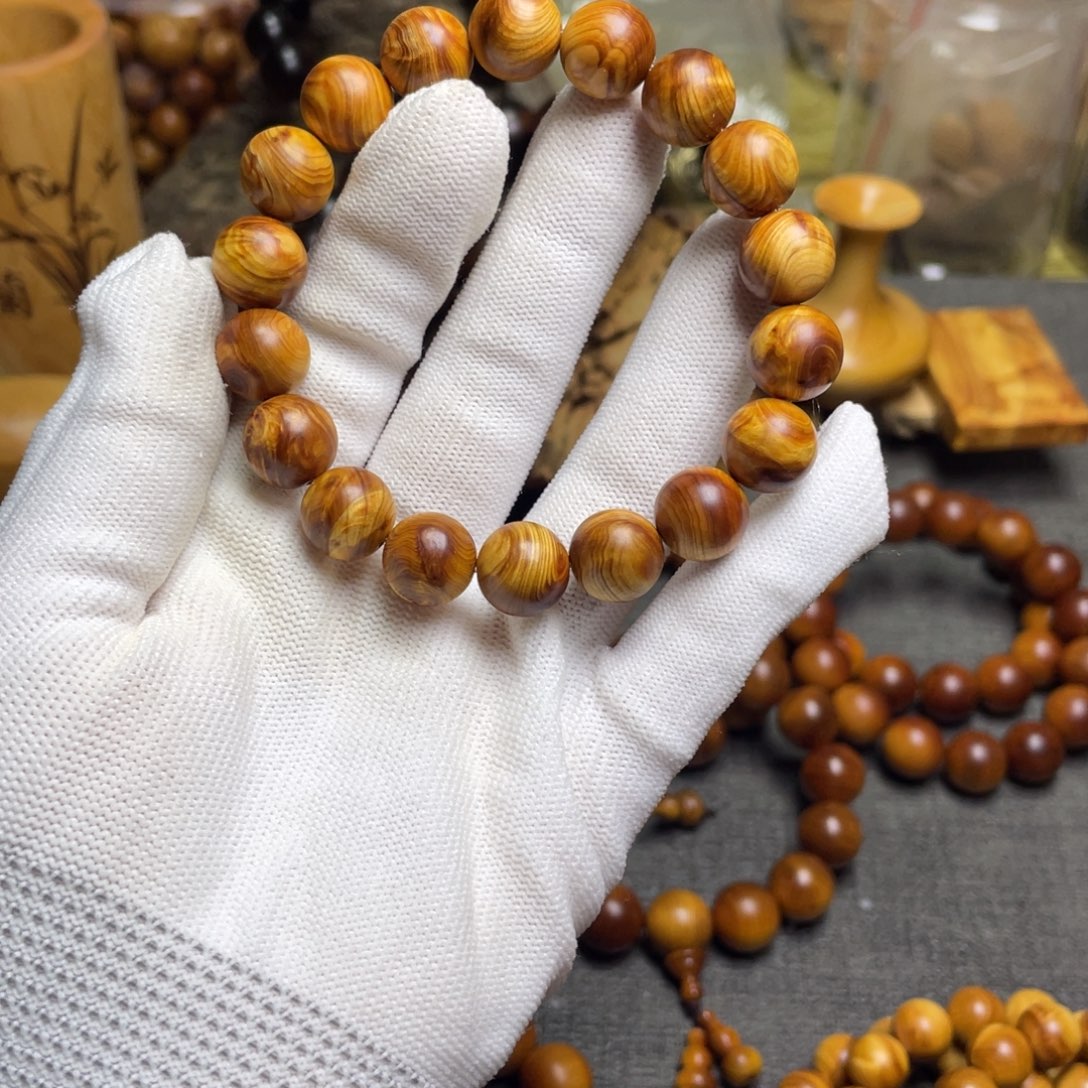 柏木（崖柏）1.2龙胆闪