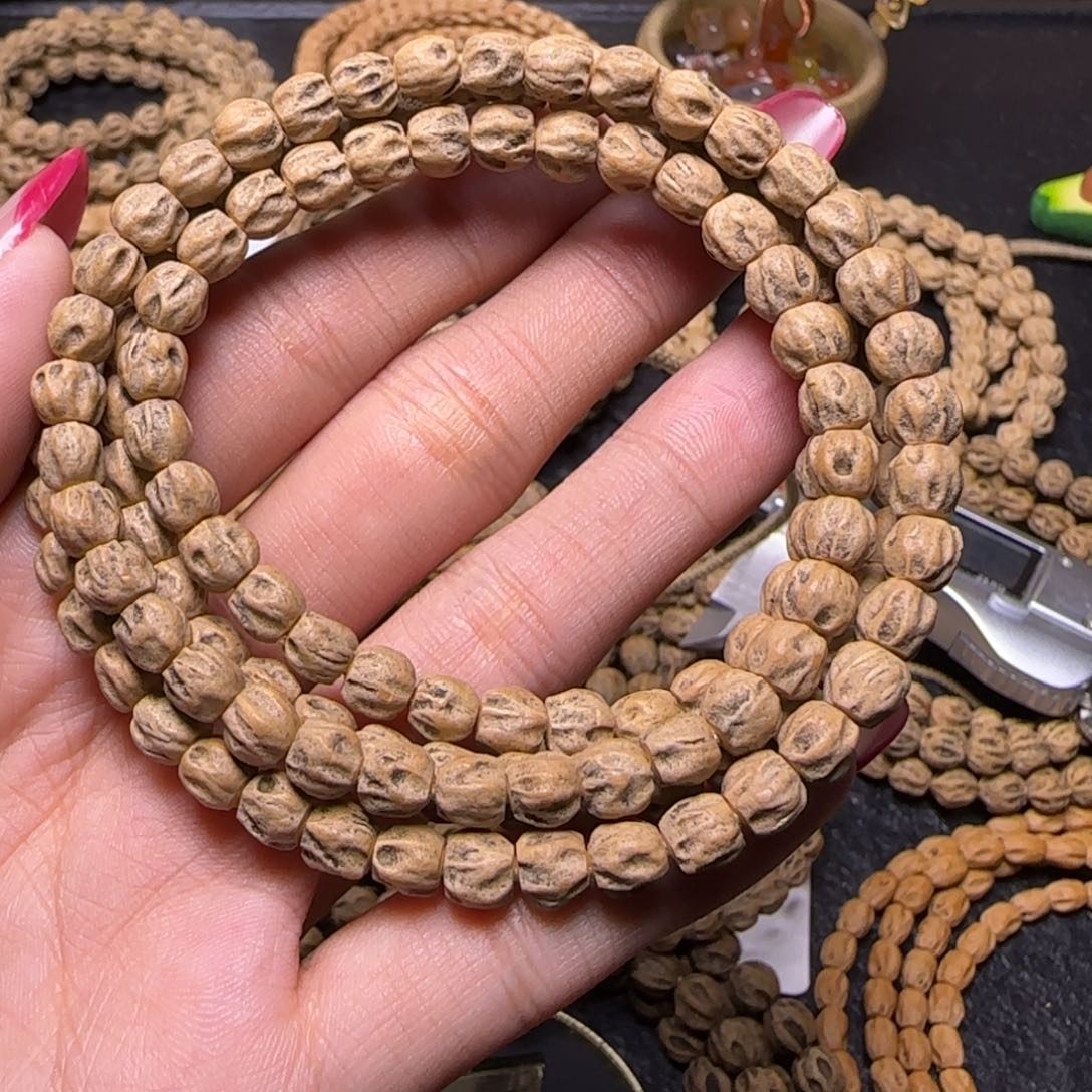 喜***乐柏香籽/百香籽吊坠