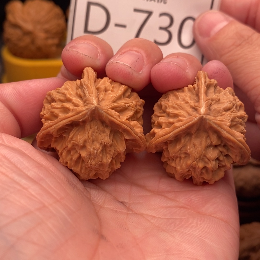 文玩核桃把件正奔34