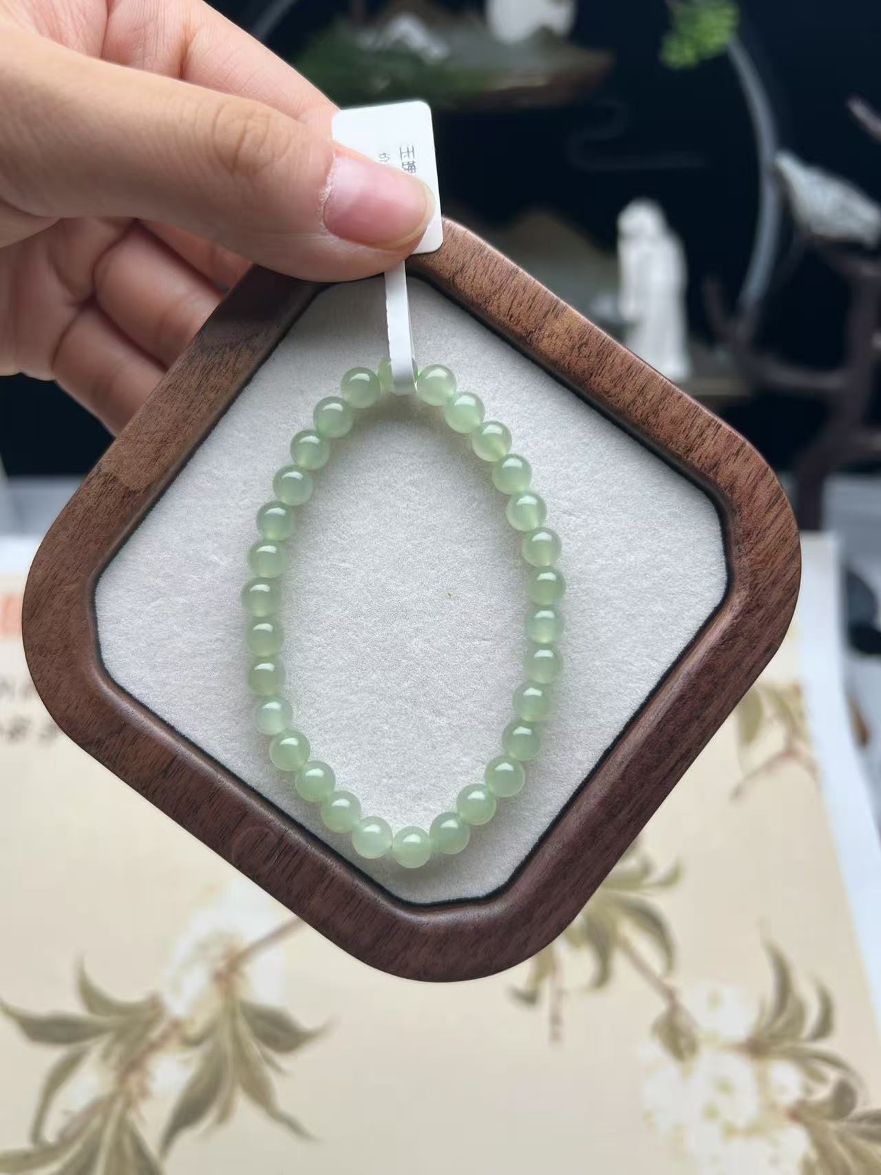 天然和田玉6mm晴水百搭素圈玉手串时尚精美