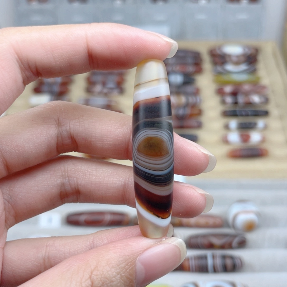 天***习玛瑙/玉髓合金颈饰