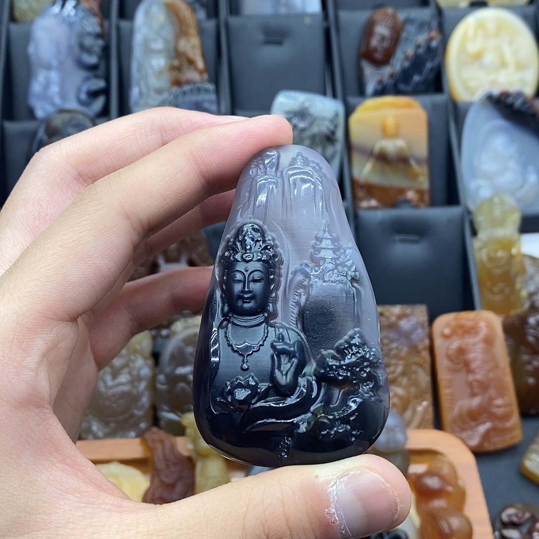 玛瑙/玉髓吊坠(赠链)未镶嵌醉**影吊坠