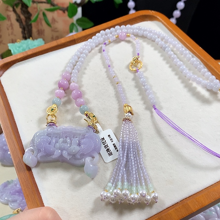 翡翠未镶嵌颈饰翡翠吊坠