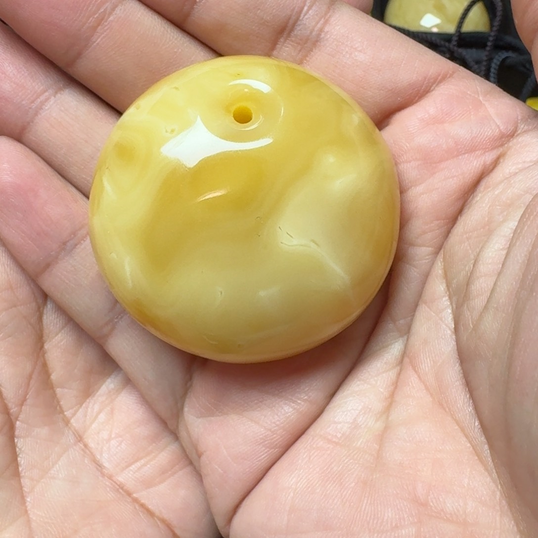 蜜蜡颈饰未镶嵌跟****啊