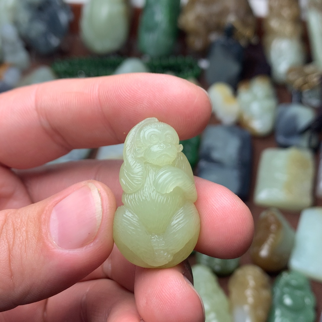 和田玉挂件未镶嵌