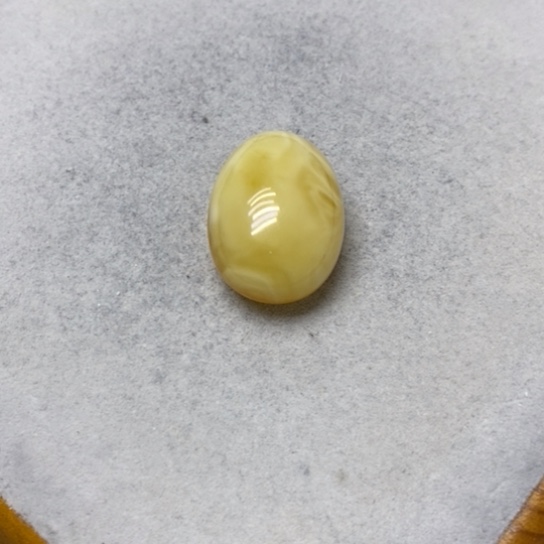 蜜蜡裸石未镶嵌吊坠