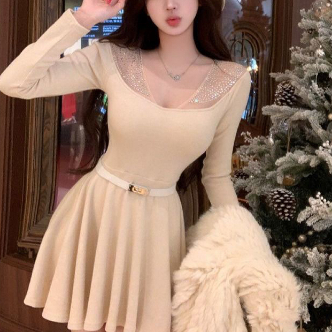 法式千金风网纱拼接烫钻长袖连衣裙女秋冬特别漂亮的掐腰短裙