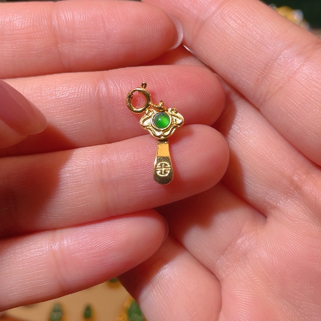 翡翠吊坠(不含链)银S925镶嵌