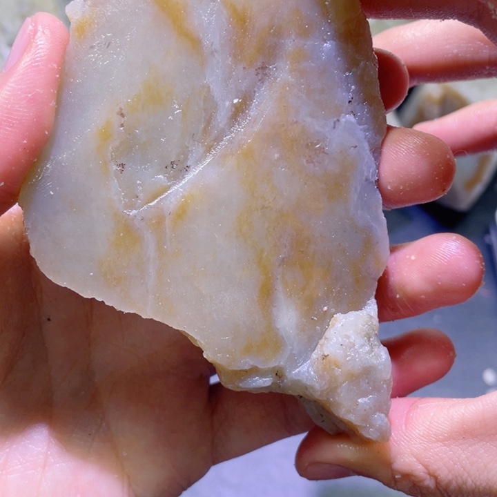 和田玉未镶嵌珠宝半成品