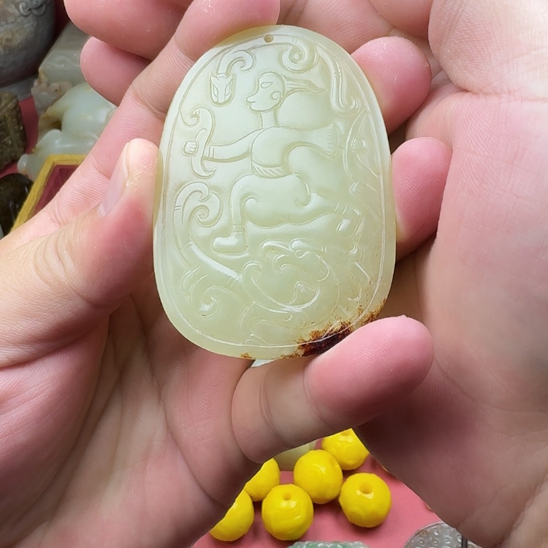 和田玉（糖玉）挂件未镶嵌