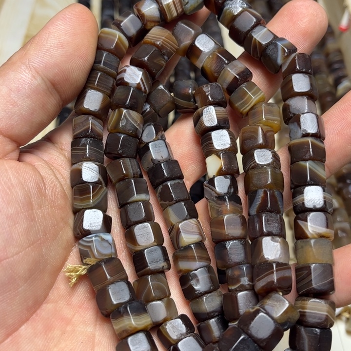 颈饰玻璃3701。1包