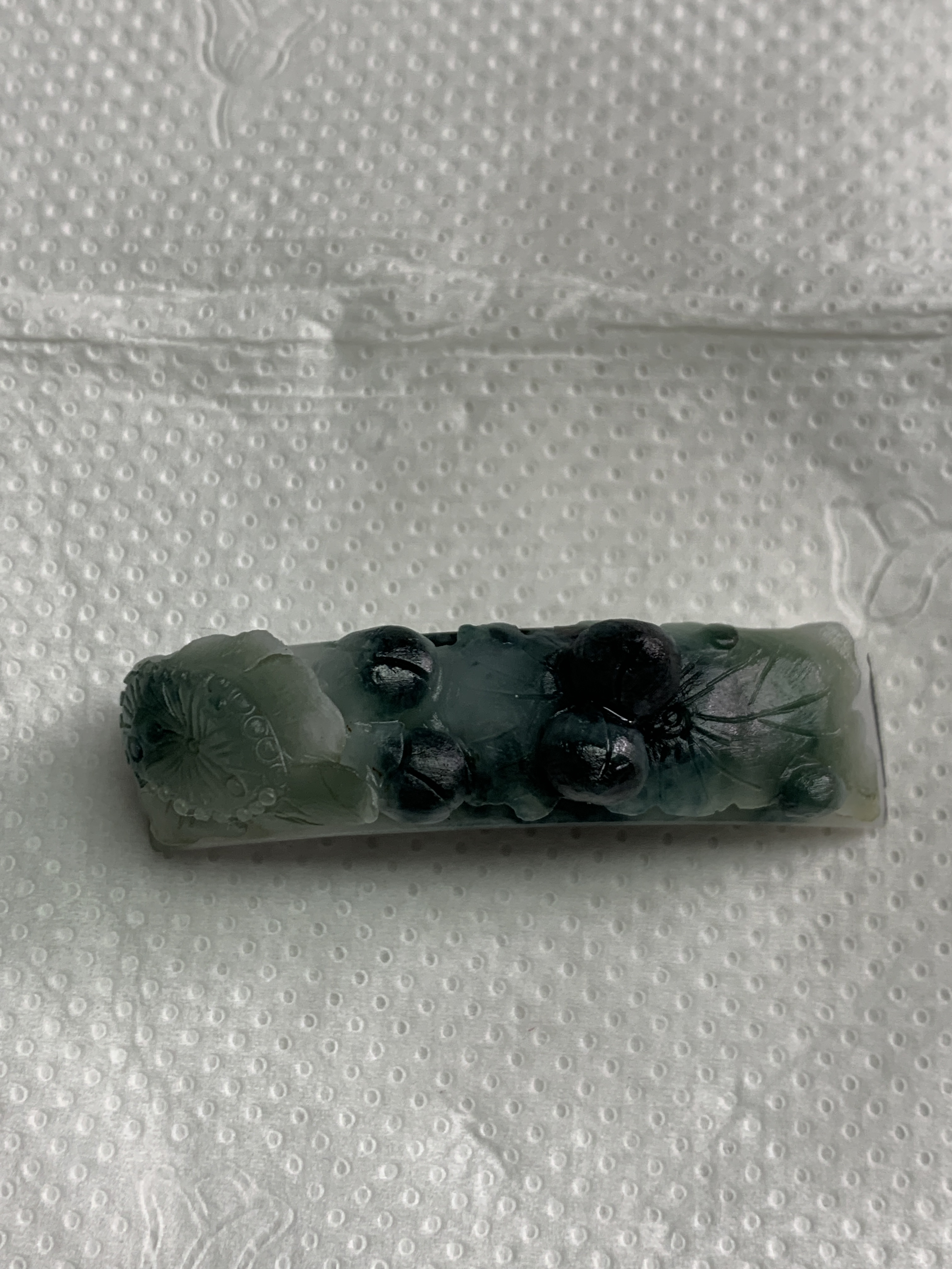 玉如军意翡翠珠宝