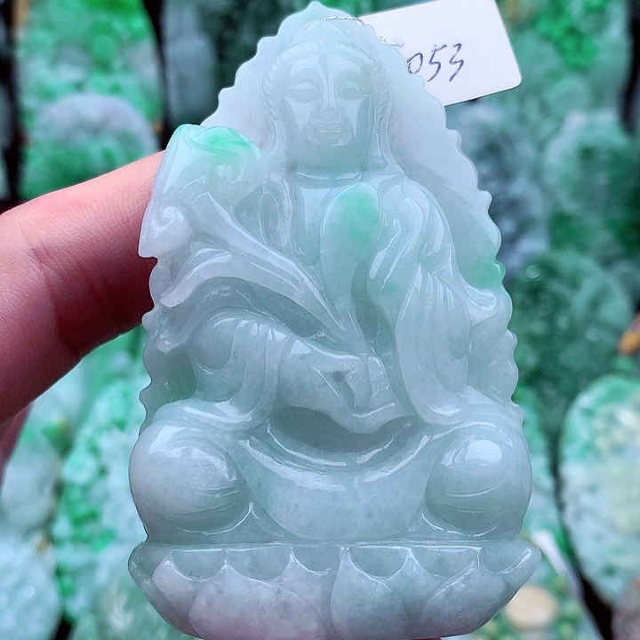 翡翠吊坠(不含链)未镶嵌