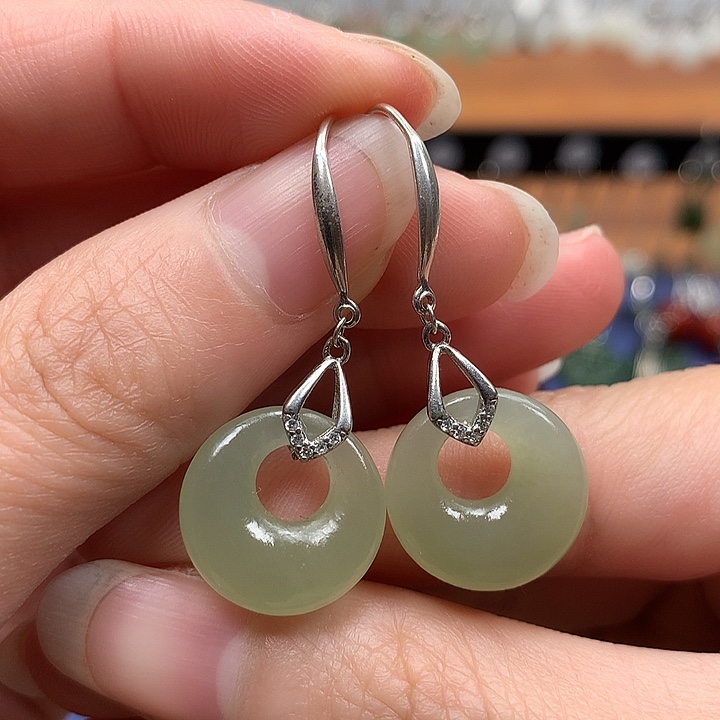 和田玉银S925镶嵌耳饰平安扣15.6左右冰晴水