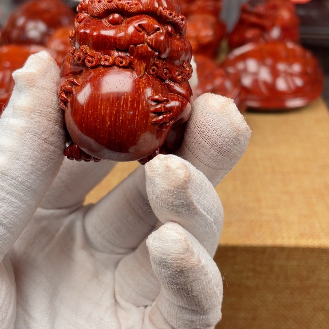 檀香紫檀（小叶紫檀）守**光