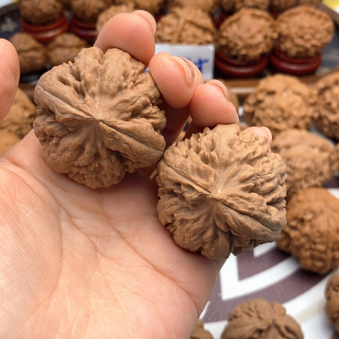 【闪购商品】文玩核桃把件铁*儿269号霸王龙