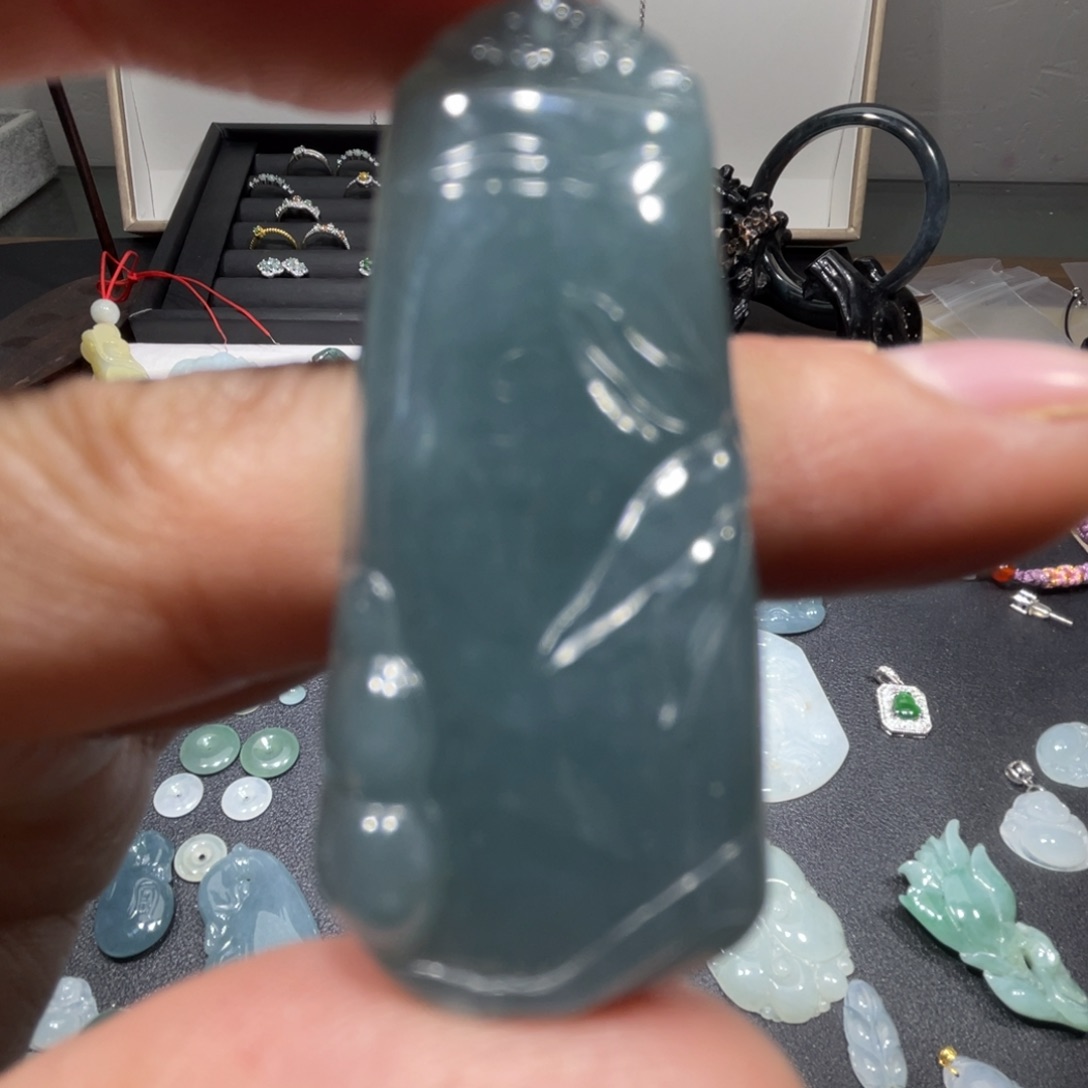 翡翠未镶嵌颈饰777