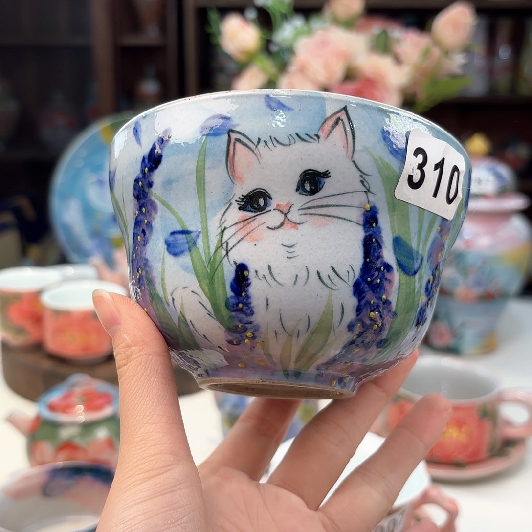 瓷片兔兔好可爱啊我