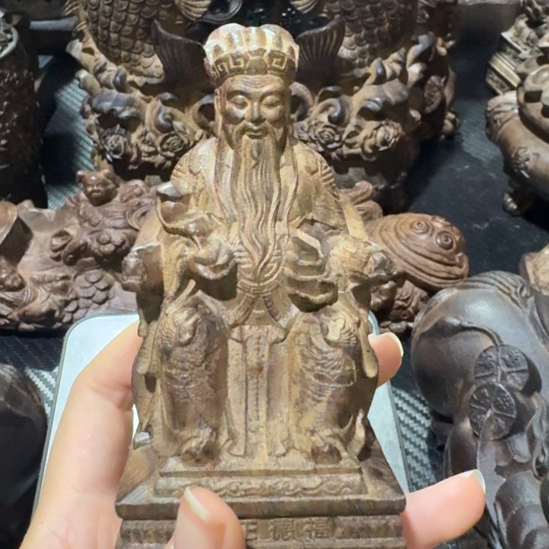 木家居用品摆件等