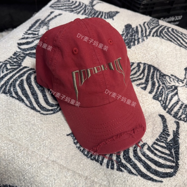 现货MZ.儿童潮牌春款刺绣做破破边鸭舌帽1390