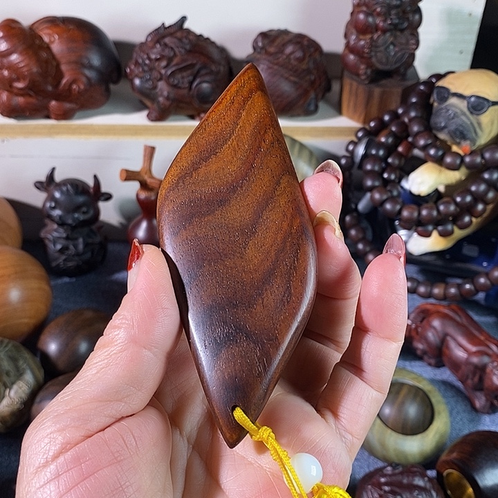 微凹黄檀（南美大红酸枝）把把木