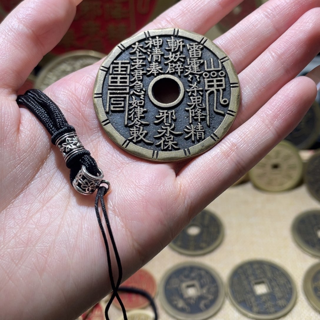 铜现代仿制工艺品 