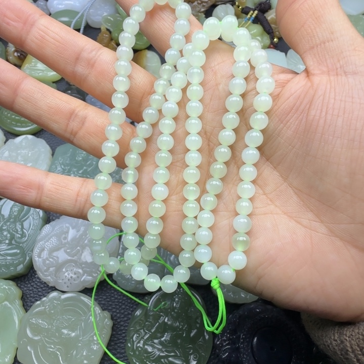 和田玉未镶嵌颈饰108卡6