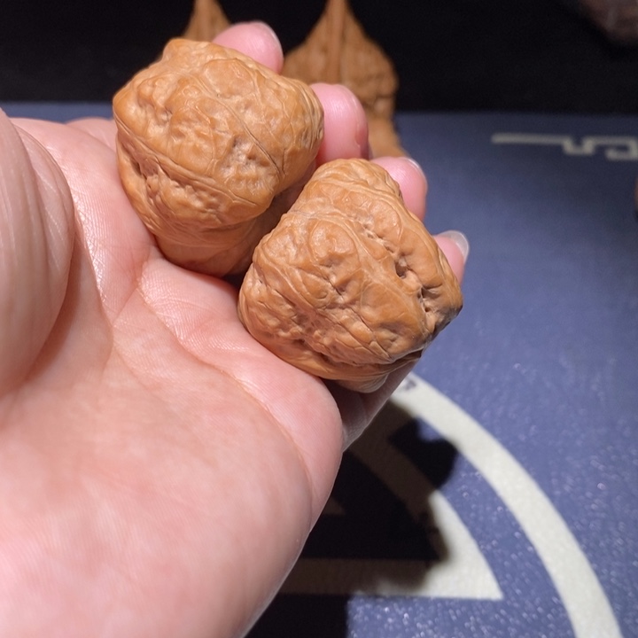 吊坠文玩核桃36尺玉蝉