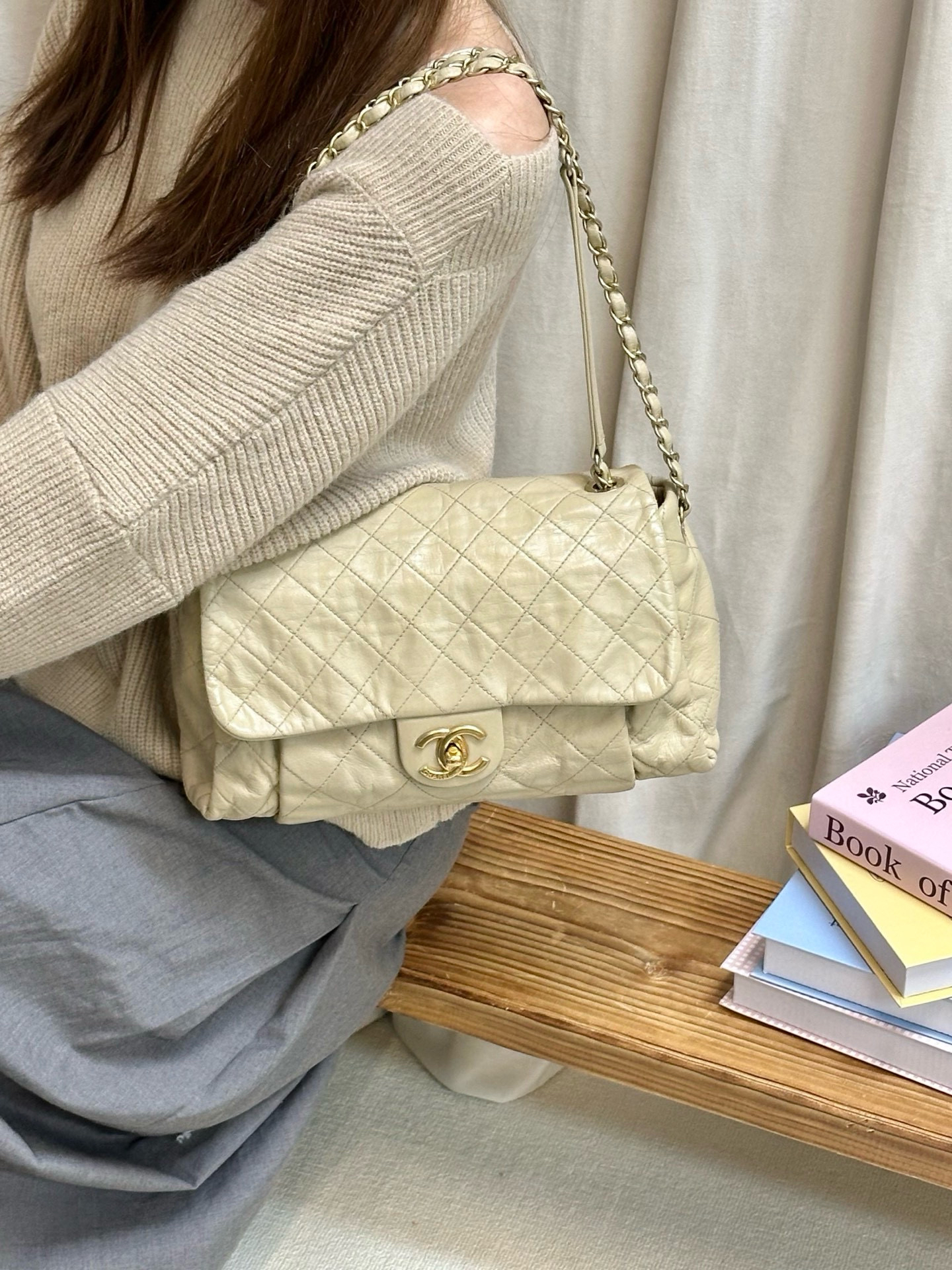 95新 Chanel/香奈儿 chanel奶茶色cf斜挎包