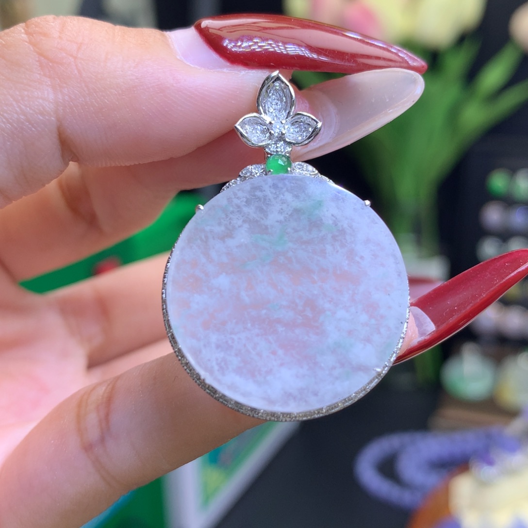 翡翠颈饰18K金镶嵌天然