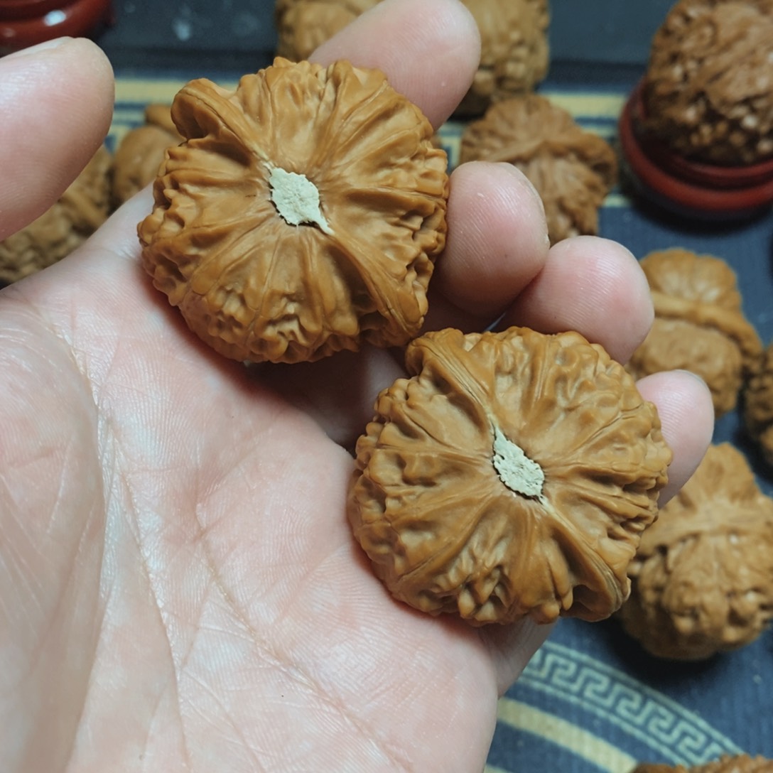 文玩核桃把件宫灯 42 99